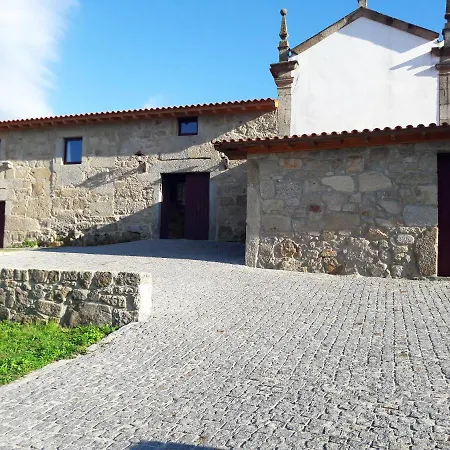 Charming House In With Shared Pool بيت للعطل Póvoa de Lanhoso