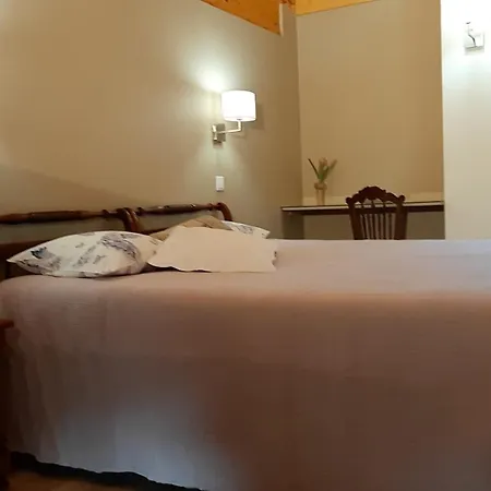 Charming House In With Shared Pool بيت للعطل Póvoa de Lanhoso