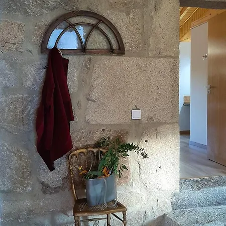 Charming House In With Shared Pool *