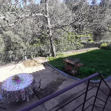 بيت للعطل Charming House In With Shared Pool