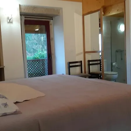 Charming House In With Shared Pool 펜션 포보아데란호소