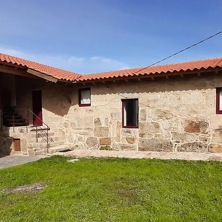 Charming House In With Shared Pool * 포보아데란호소
