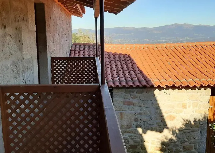 Prázdninový dům Charming House In With Shared Pool Póvoa de Lanhoso