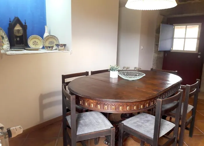 Charming House In With Shared Pool Prázdninový dům *