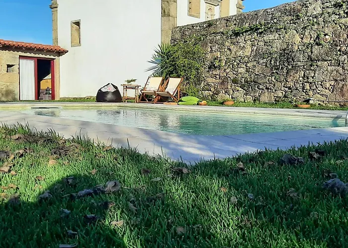 Charming House In With Shared Pool